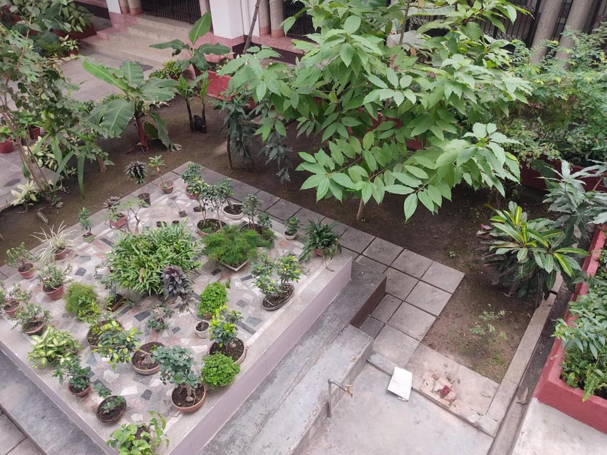 Vatika Homestay Varanasi Luaran gambar