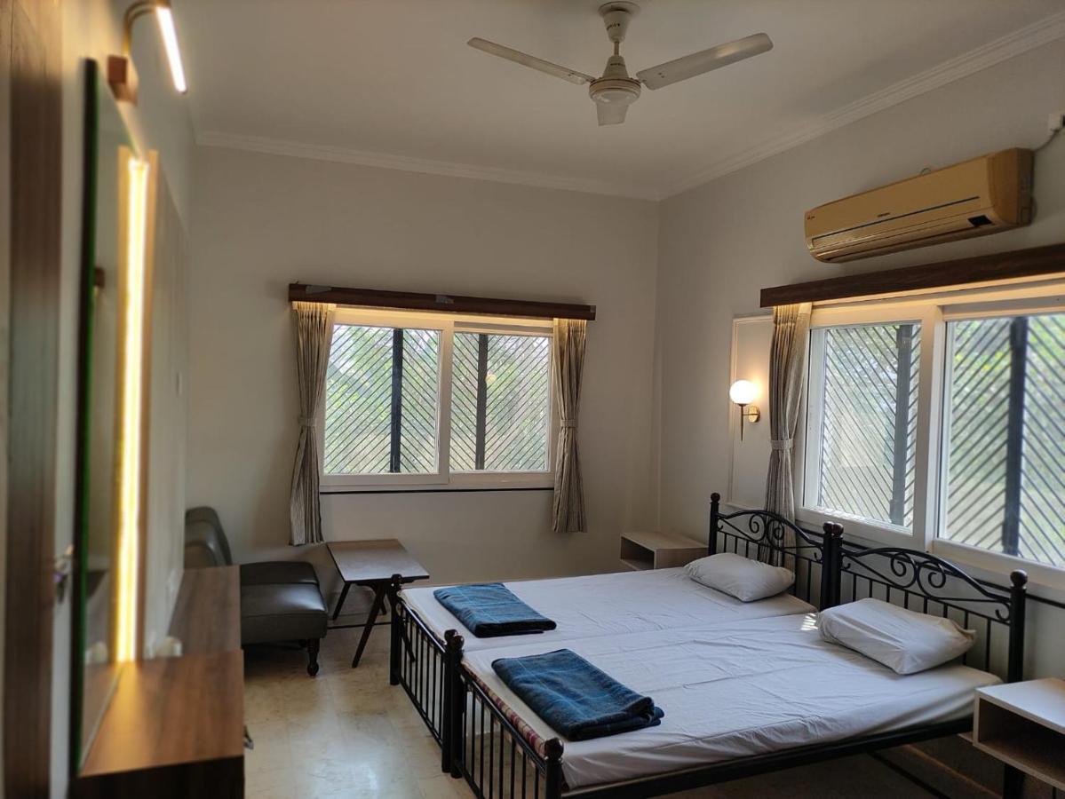 Vatika Homestay Varanasi Luaran gambar